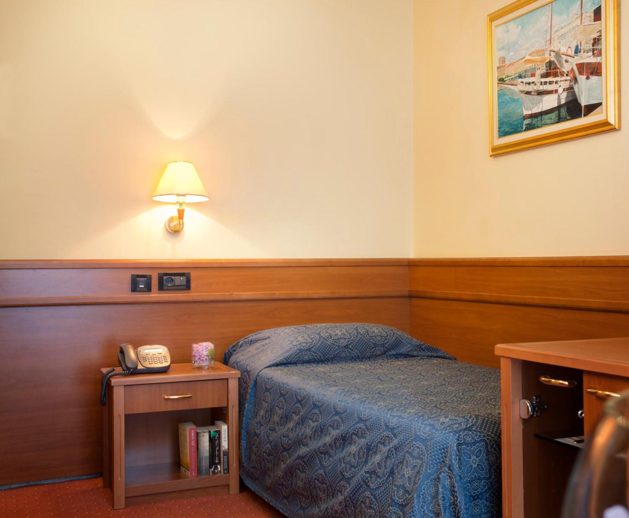Hotel Kristal - Liburnia Οπατία Εξωτερικό φωτογραφία